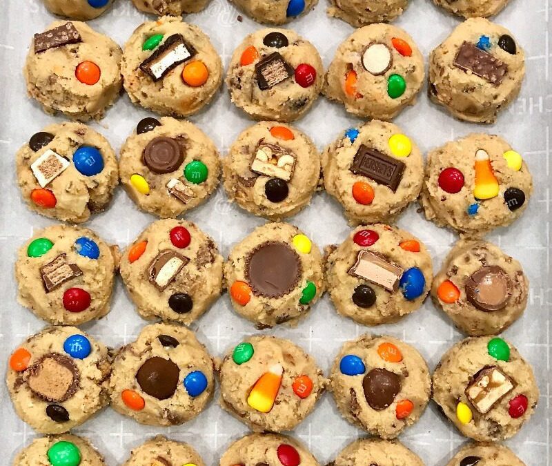 BakerMama Mom Hack: Make Frozen Halloween Candy Cookie Dough!