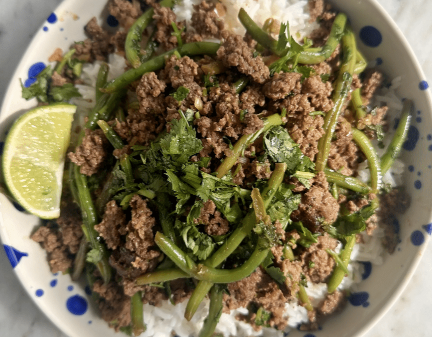 What to Make Tonight: Ginger Soy Beef with Green Beans & Herbs